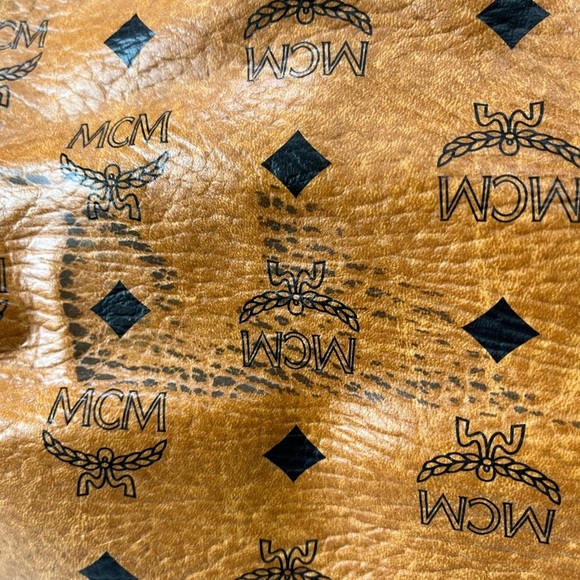 MCM COGNAC VISETOS DRAWSTRING BAG - Picture 8 of 16